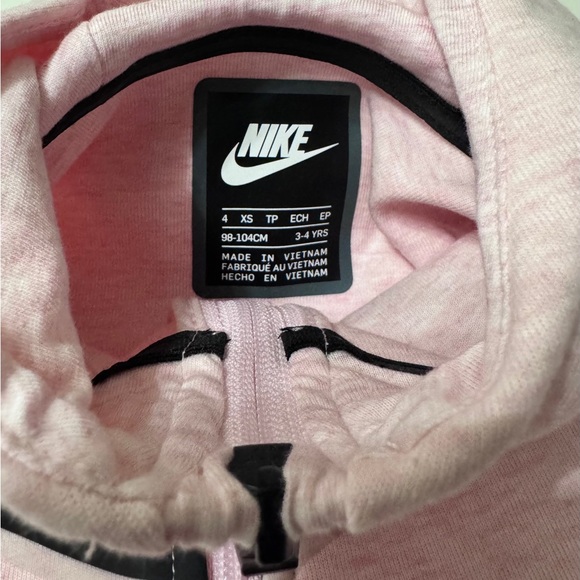 Nike Tech Fleece Set - Picture 6 of 6